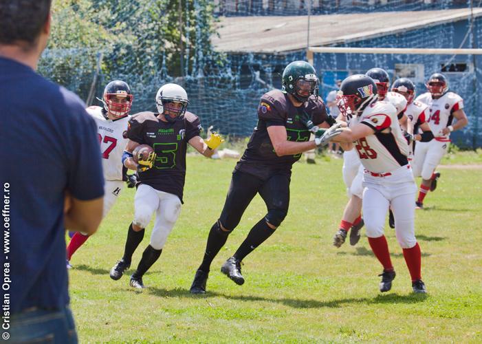 199-Fotbal-American-BW-vs-Predators-Cristian-Oprea.jpg